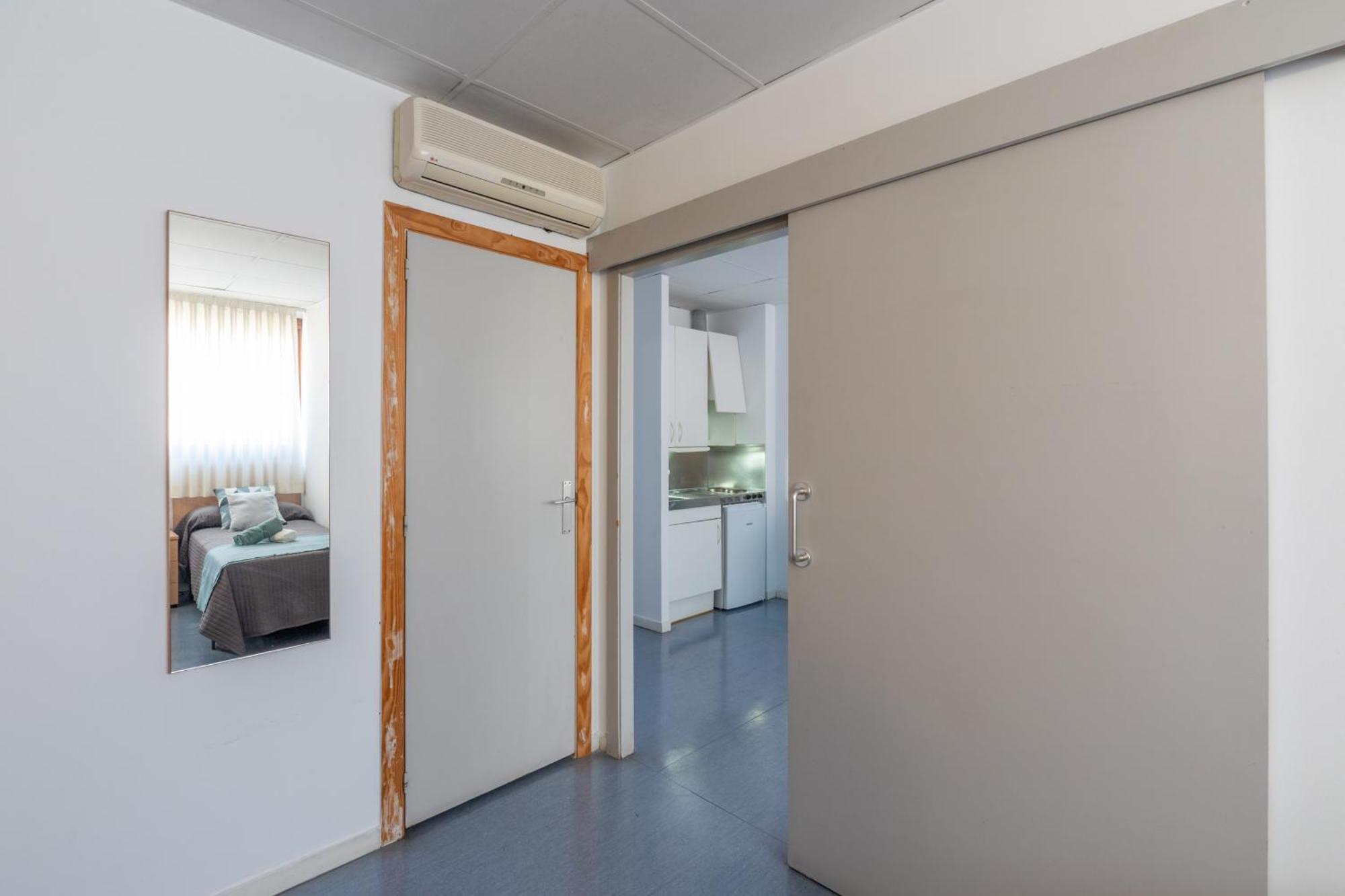 Residencia Universitaria Resa Lesseps Barcelona Exterior photo