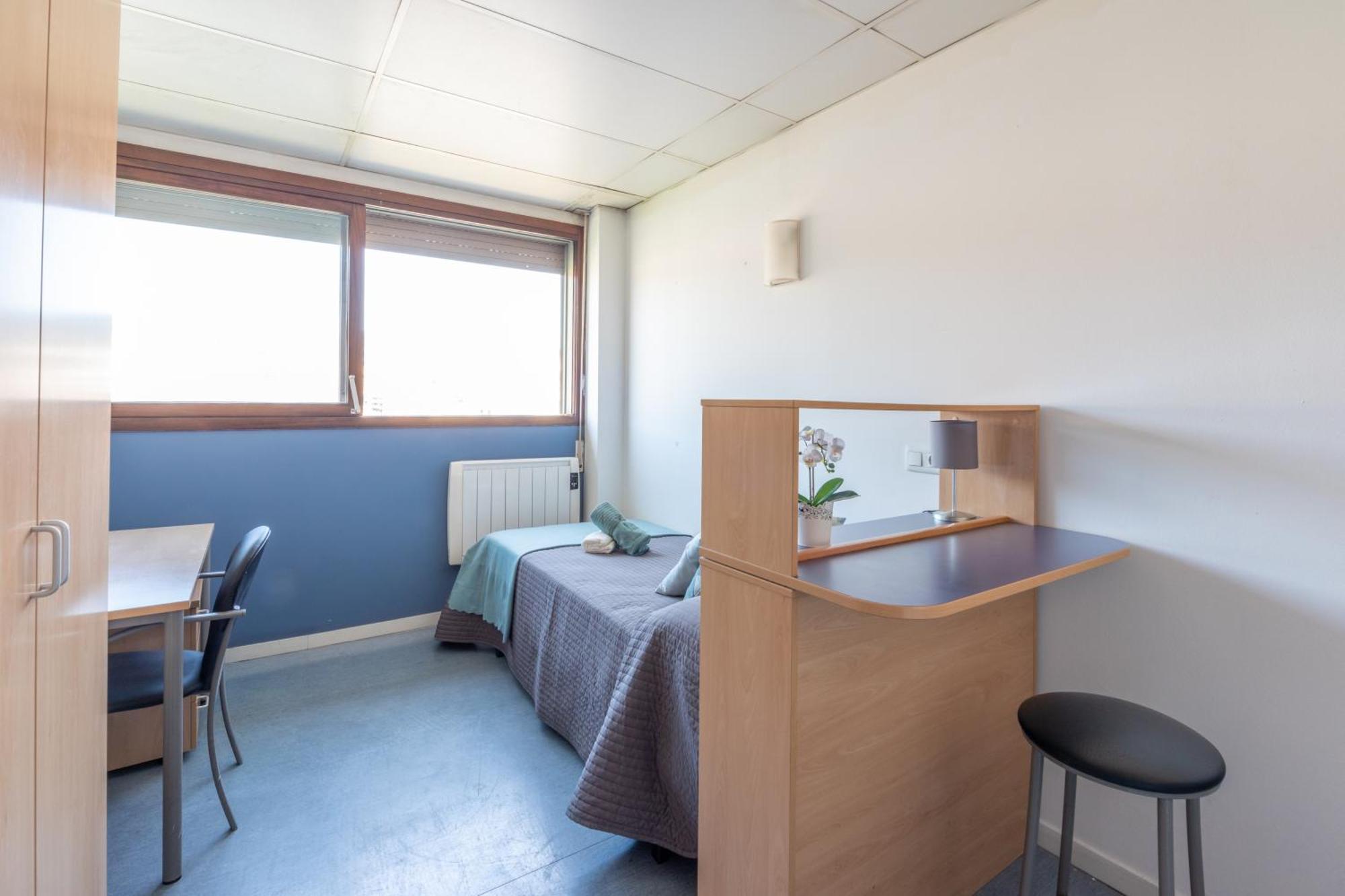 Residencia Universitaria Resa Lesseps Barcelona Exterior photo
