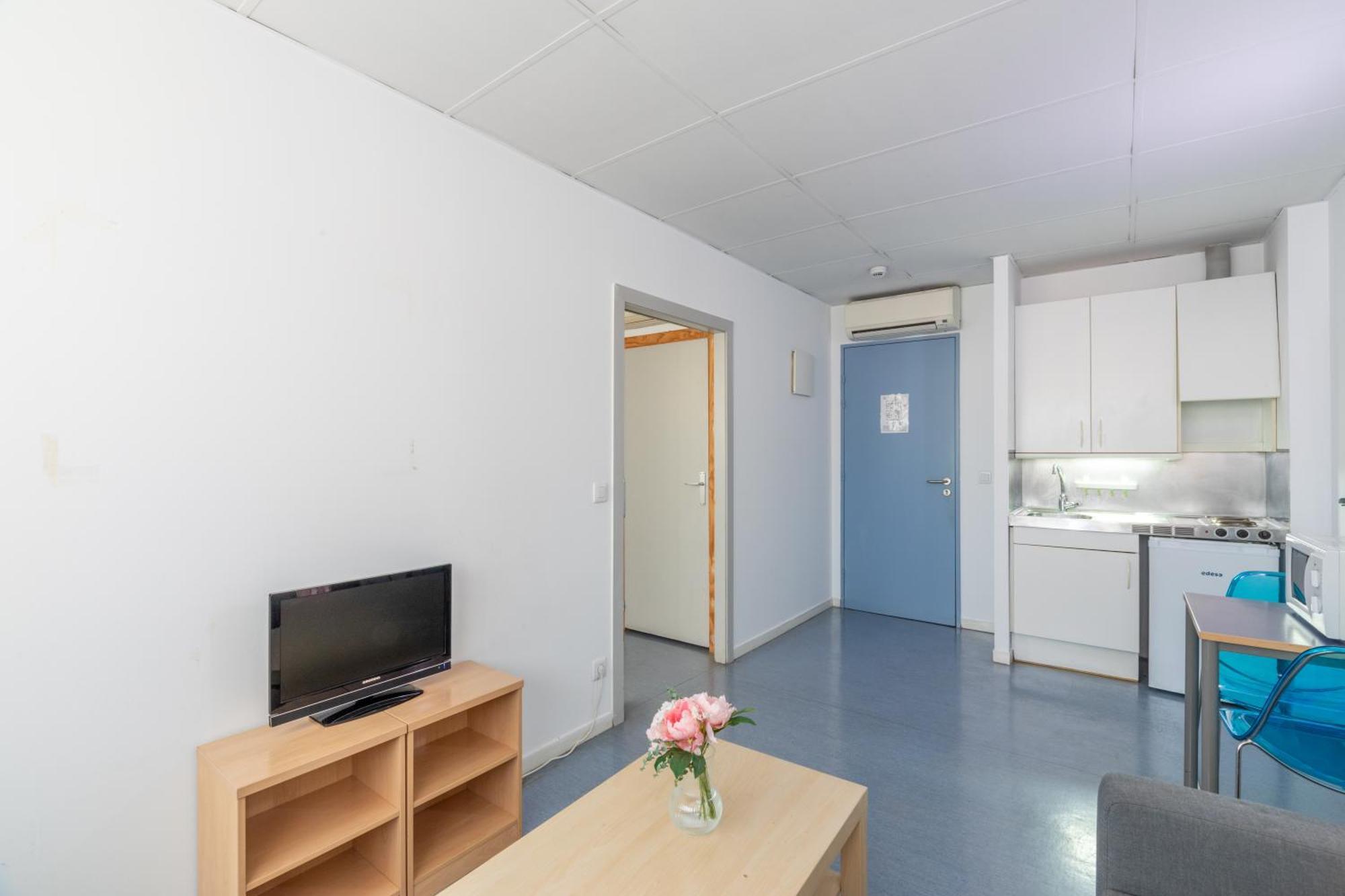 Residencia Universitaria Resa Lesseps Barcelona Exterior photo